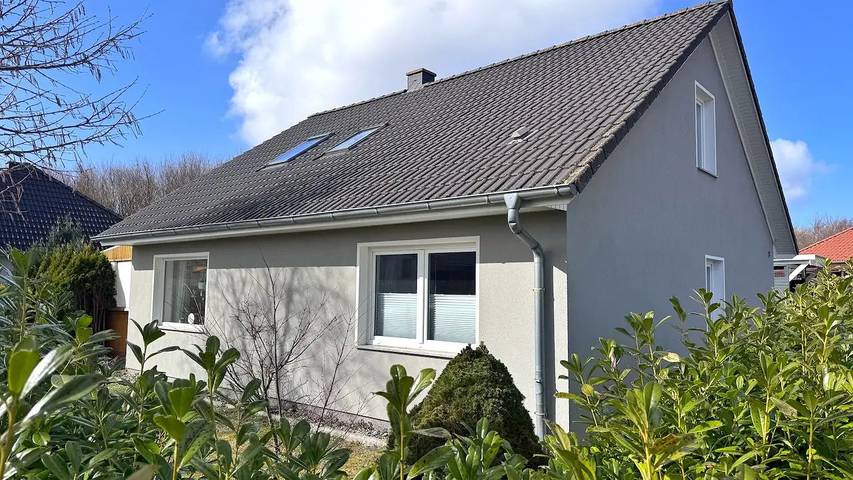 Ferienhaus für 8 Personen, mit Terrasse und Garten in Sassnitz