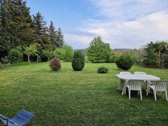 Gîte pour 5 personnes, avec jardin et terrasse, animaux acceptés dans Peyre-en-Aubrac - 3