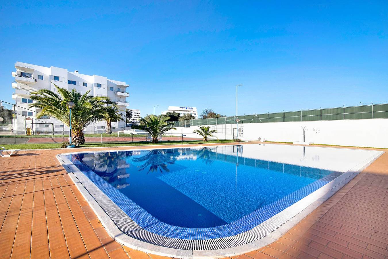 Ganze Wohnung, Apartamento "Manelito House" mit Pool, Balkon und Wi-Fi in Albufeira, Faro Distrikt