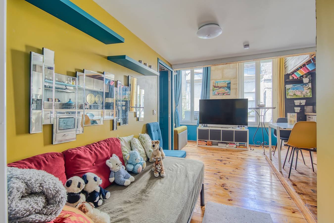 Entire apartment, Dari Apartment – Elegant Getaway in the Heart of Bordeaux in Bordeaux, Bordeaux region