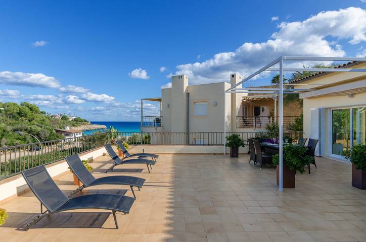 Apartamento para 6 personas, con balcón, Familias con niños en Cala Mandia