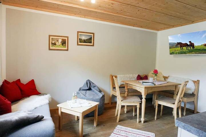 Ganze Wohnung, Ferienwohnung Farrenpoint, 2 sep. Schlafzimmer, Eg mit Terrasse, 60 qm in Bad Feilnbach, Bayerische Alpen