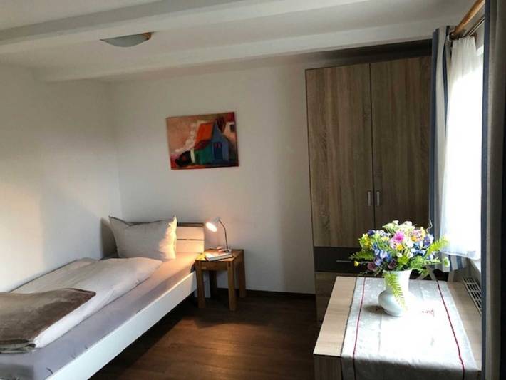 Ferienwohnung, mit Terrasse und Garten auf Hiddensee - 2