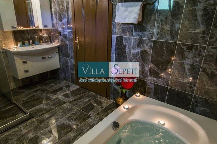 Villa for 7 people, with pets in Kayaköy