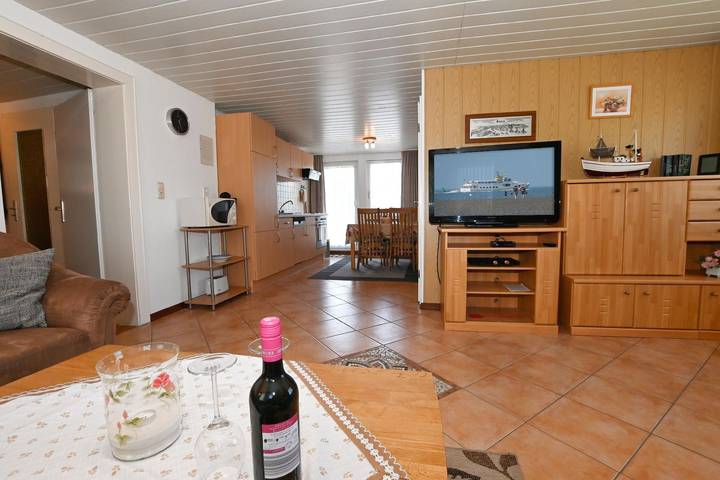 Ganze Ferienwohnung, Ferienwohnung "Karin" mit Balkon in Büsum, Kreis Dithmarschen