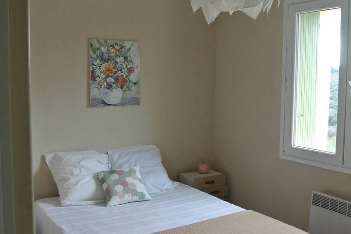 Location de vacances pour 5 personnes, avec terrasse à Vailhan - 4