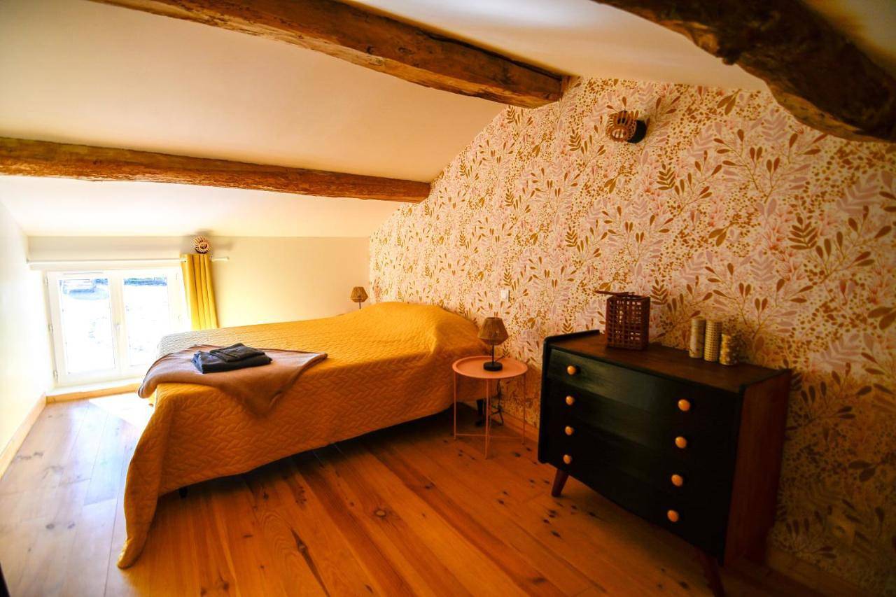 Three-Bedroom House in Saint-Jean-de-Thurac, Quercy