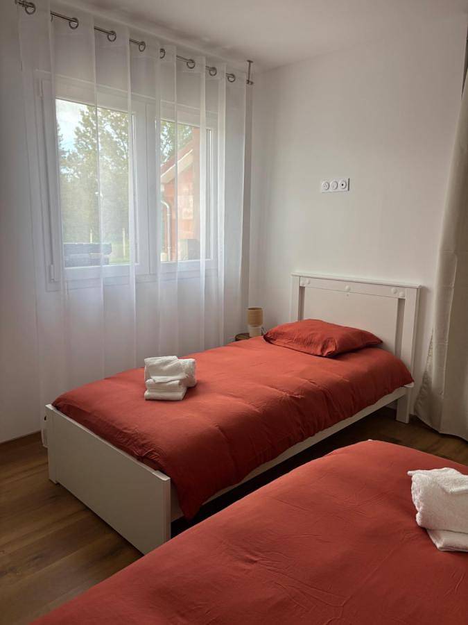 Location de vacances pour 6 personnes, avec terrasse et jardin à Puellemontier - 2