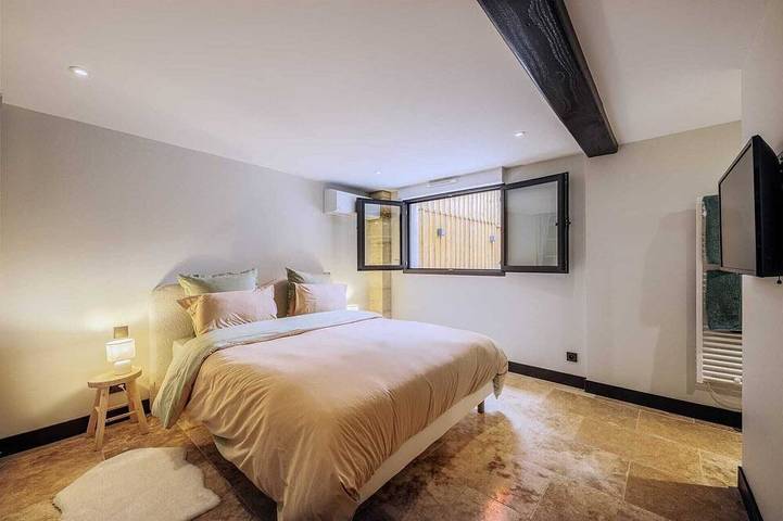 Location de vacances pour 6 personnes, avec Terrasse et Jardin à Branne - 2