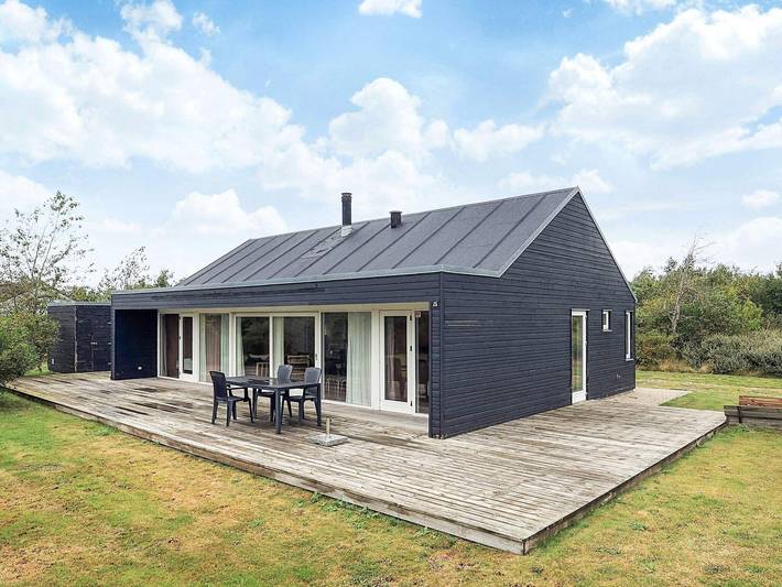 Ferienhaus für 8 Personen, mit Terrasse und Garten sowie Sauna in Tranum Strand