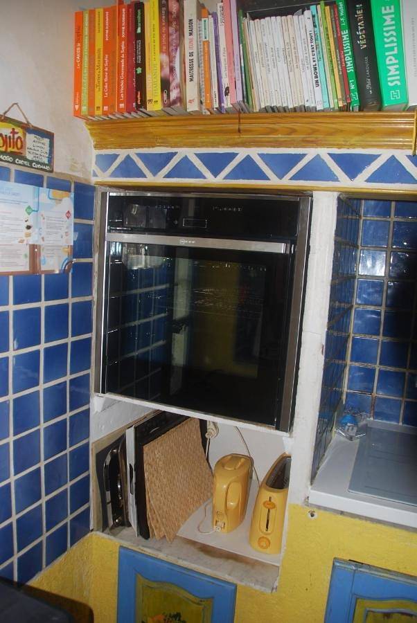 Maison d’hôte pour 15 personnes avec terrasse in Salon-de-Provence, Côte méditerranéenne (France)