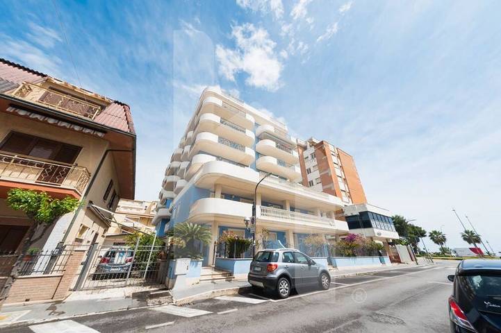 Holiday apartment for 6 people, with balcony, with pets - 1