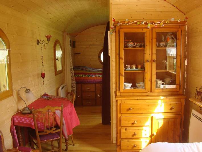 Chambre d’hôte pour 4 personnes, avec Balcon et Terrasse ainsi que Jardin et Vue