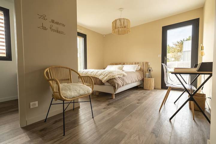 Location de vacances pour 13 personnes, avec jacuzzi et jardin dans Plage Poudrantais - 2