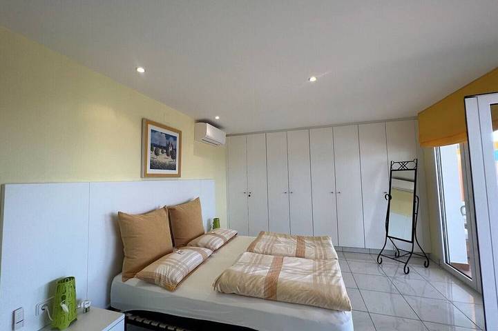 Property with modern equipment, sea views,air conditioning, fibre optic internet in El Mas Fumats, Roses