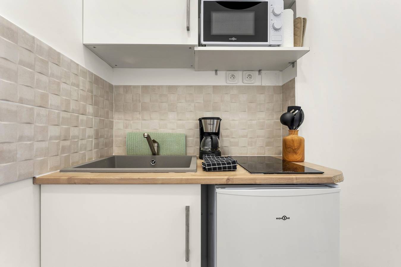 Apartamento entero, Acogedor apartamento para 2 personas en el centro de Beaucaire in Beaucaire, Region de Nimes