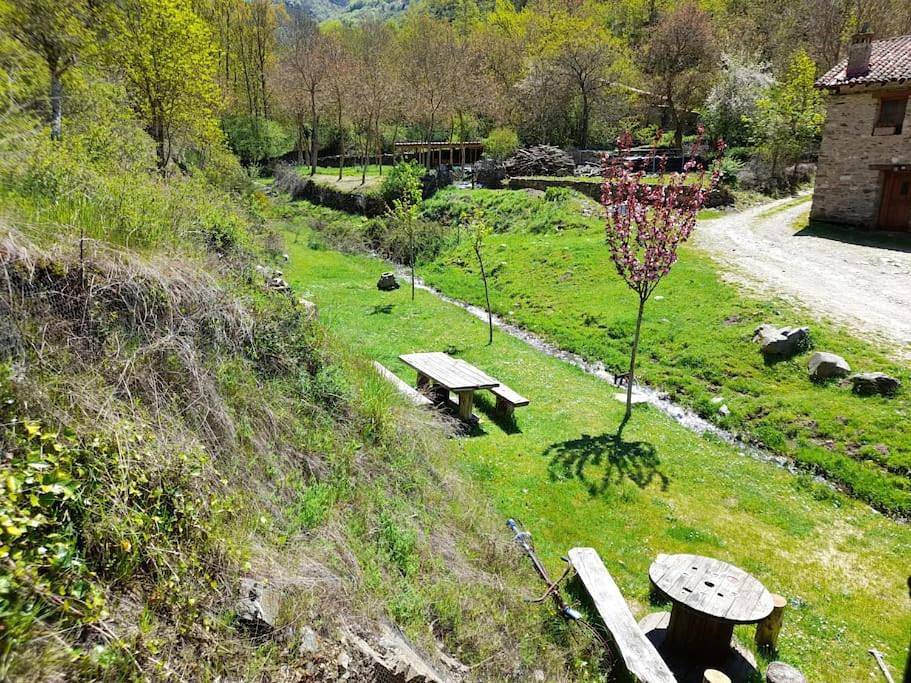 Apartamento entero, Zaldierna al sol, aldea del siglo Xviii Ezcaray in Zaldierna, Valdezcaray