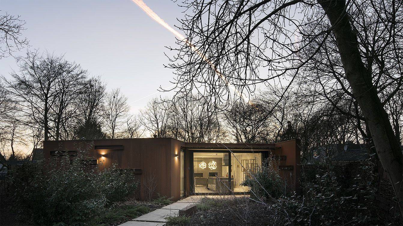 Droomvilla Vakantiehuizen — Stalen Boshuis in Oosterhout, North Brabant