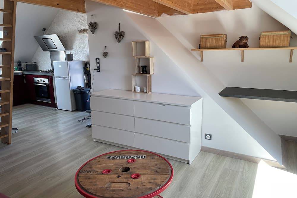 Gîtes du Haras du chêne d argent. in Le Vézier, Marne
