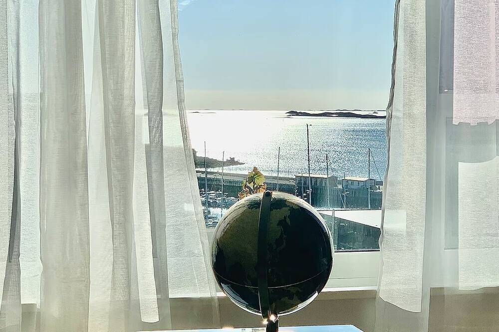 Ganze Wohnung, Hotel-like Comfort Home with Ocean Views over City Harbour in Bodø