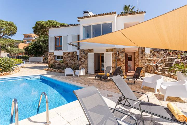 Finca für 8 Personen, mit Garten in Tossa de Mar - 3