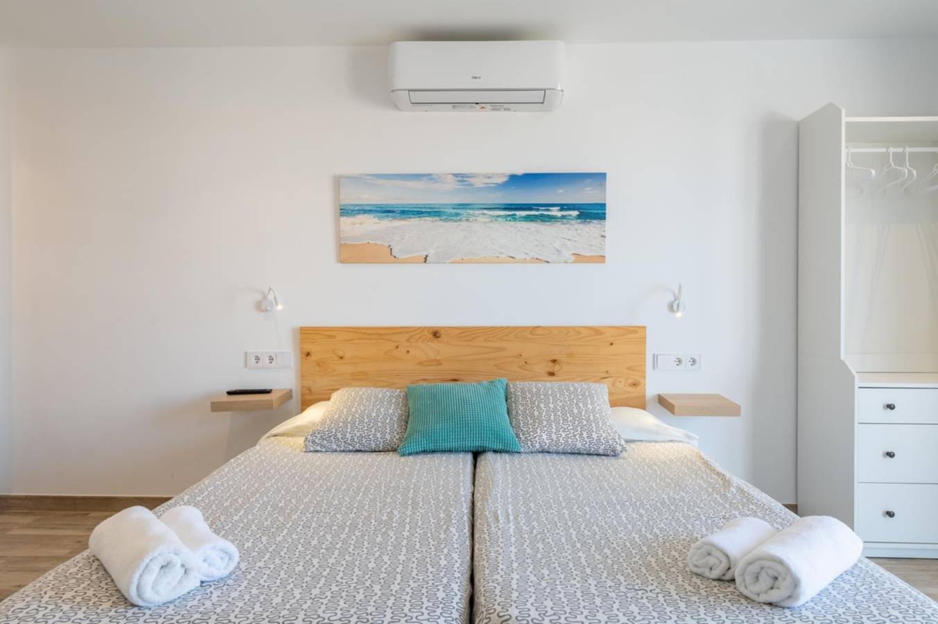Ganze Wohnung, Ferienwohnung für 2 Personen mit Balkon/Terrasse in Portocolom, Felanitx