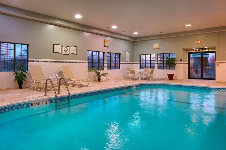 Estudio entero, Estudio para 4 personas con piscina in Peoria, Condado de Peoria