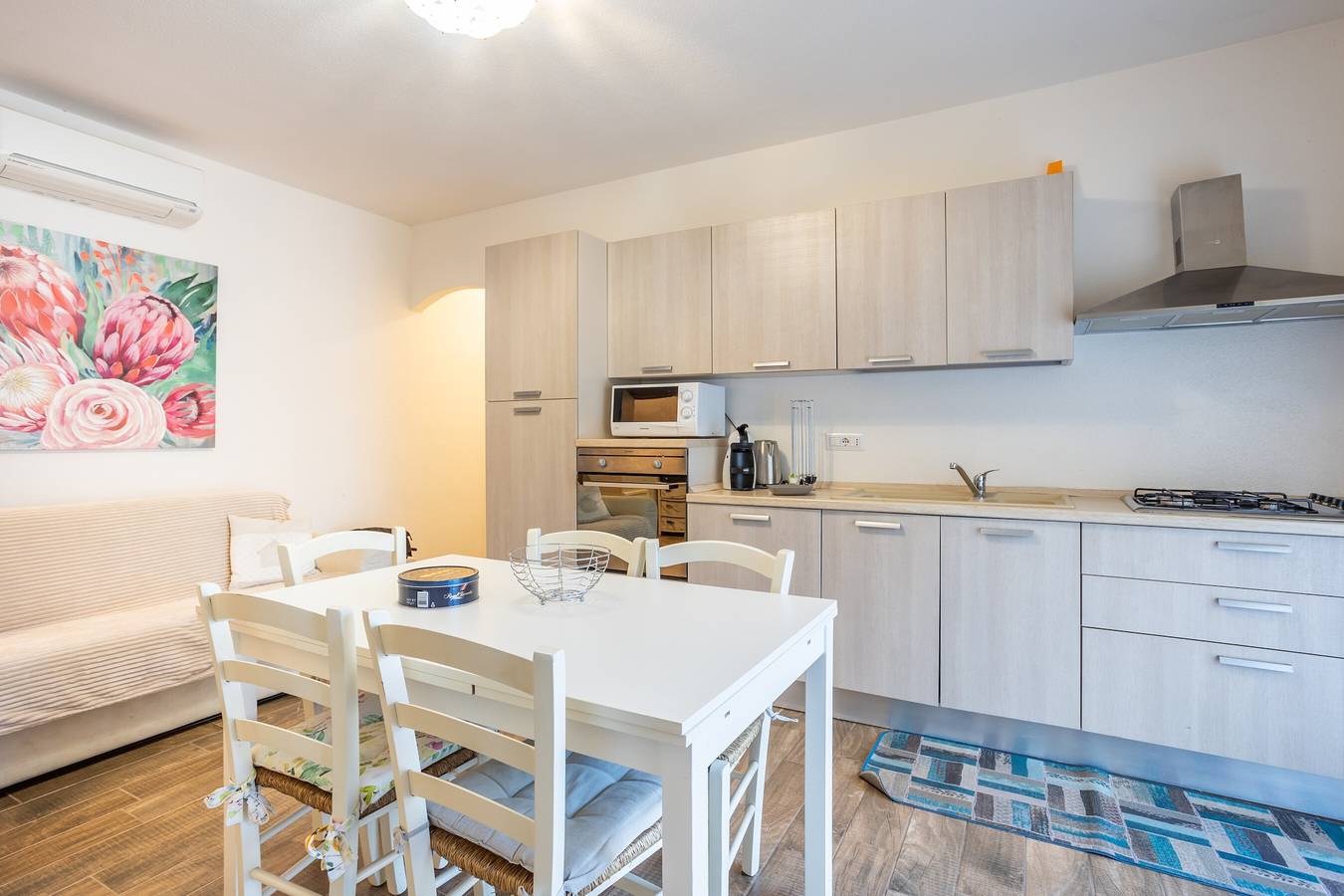 Ganze Wohnung, Ferienwohnung 'Residence Via Sassari' mit Terrasse und Wlan in Trinità d'Agultu e Vignola (Borgo), Trinità d'Agultu e Vignola und Umgebung
