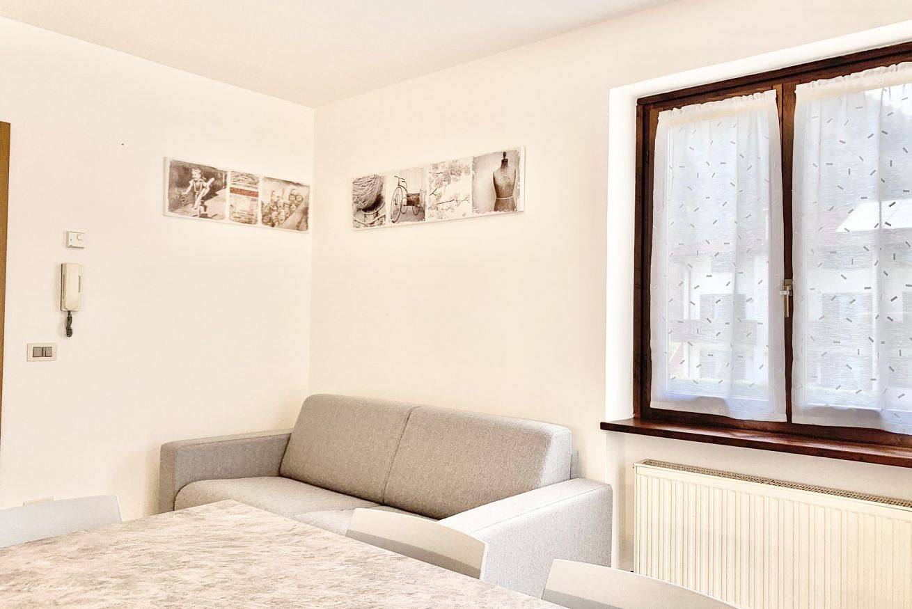 Ganze Wohnung, Casa Lucia Duplex Exclusive mit Garten nur 100 mt. vom See in Pieve di Ledro, Ledro