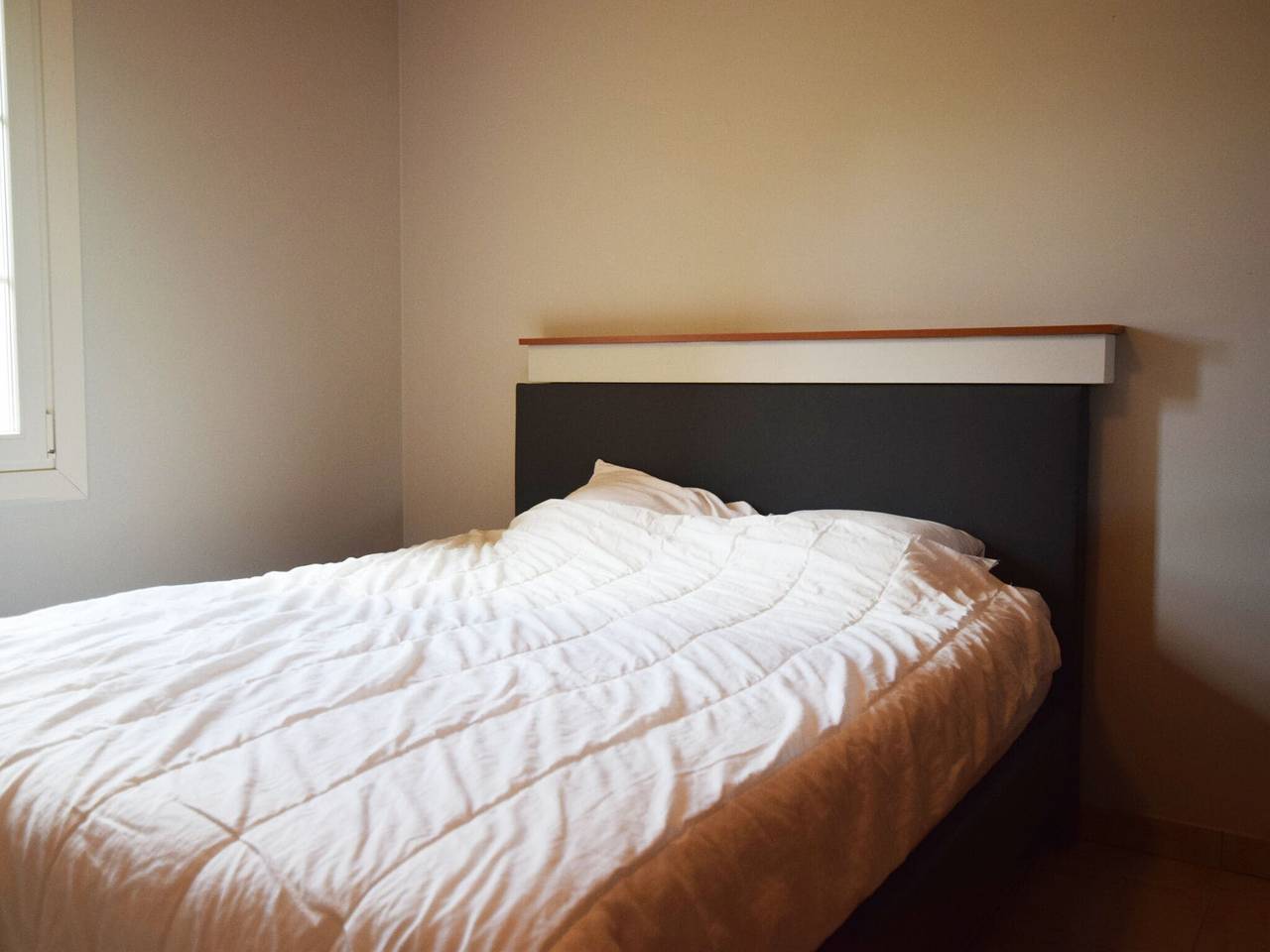 Rustig vakantiehuis in Les Vans met zwembad in Les Vans, Cevennen