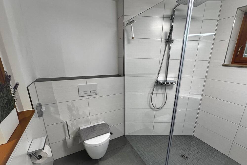 Ganze Wohnung, Exklusiv kompakt: Smart-Apartment mit Outdoor-Flair in Bad Mergentheim, Taubertal