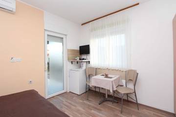 Studio voor 2 Personen in Rovinj Riviera, Rovinj, Afbeelding 4