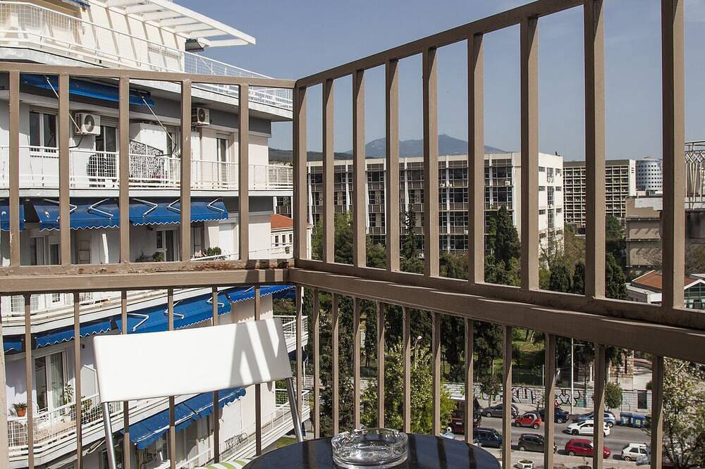Entire apartment, Sunny & Happy Apartment Historic Center in Thessaloniki region