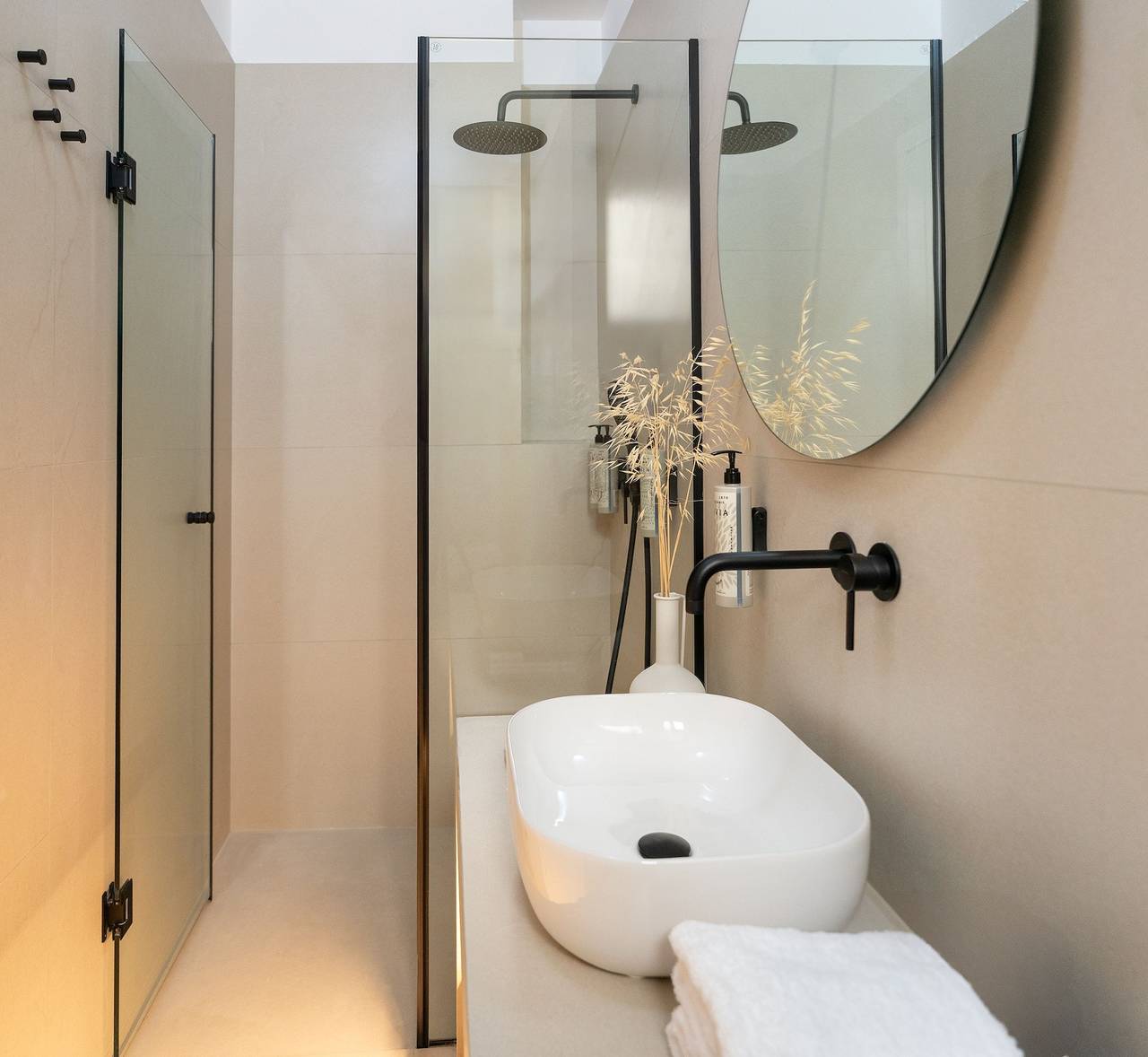Apartamento entero, Junior Suite with Shared Pool in Milo
