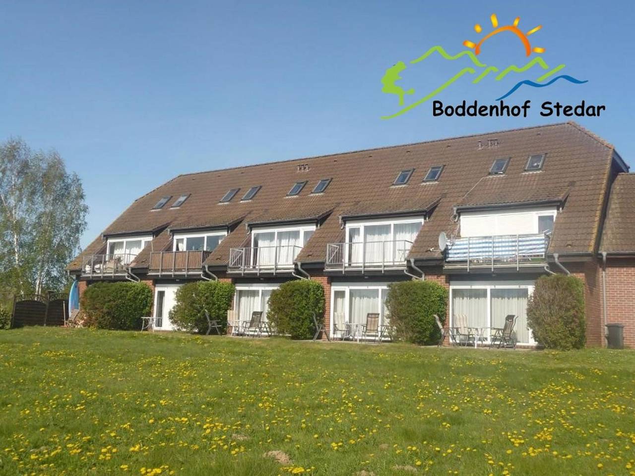 Ganze Ferienwohnung, Boddenhof Apartment 46 - ebenerdig, tierfreundlich - Ferienwohnung 46 – Helles Erdgeschossapartment mit Wlan und Terrasse in Buschvitz, Bergen auf Rügen und Umgebung