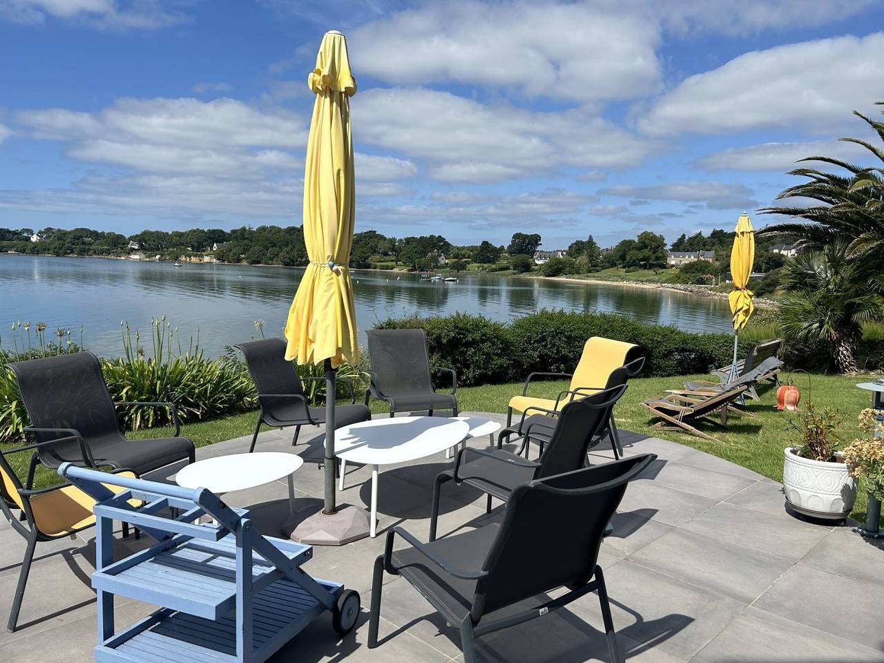 Chambres d'hôtes Anse de Kerdelan - Chambre Marine Coquelicot in Baden (France), Côte des Mégalithes
