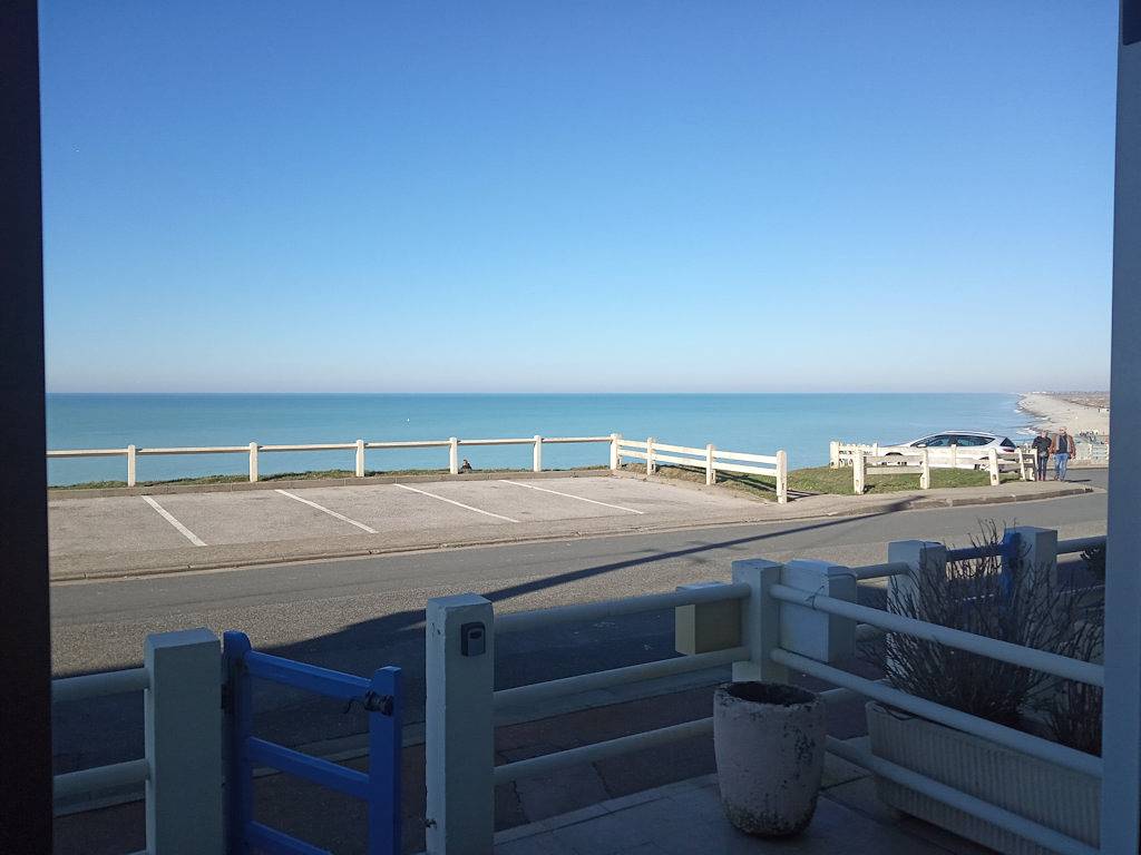 Studio entier, "L'Essentiel", location vacances, vue mer, Baie de Somme in Ault, Région d'Abbeville