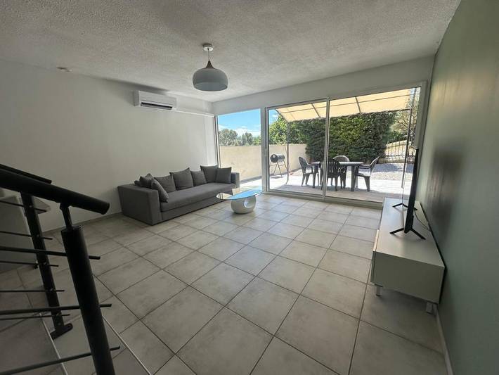 Location de vacances pour 5 personnes, avec jardin et vue, animaux acceptés à Château-Arnoux-Saint-Auban - 2