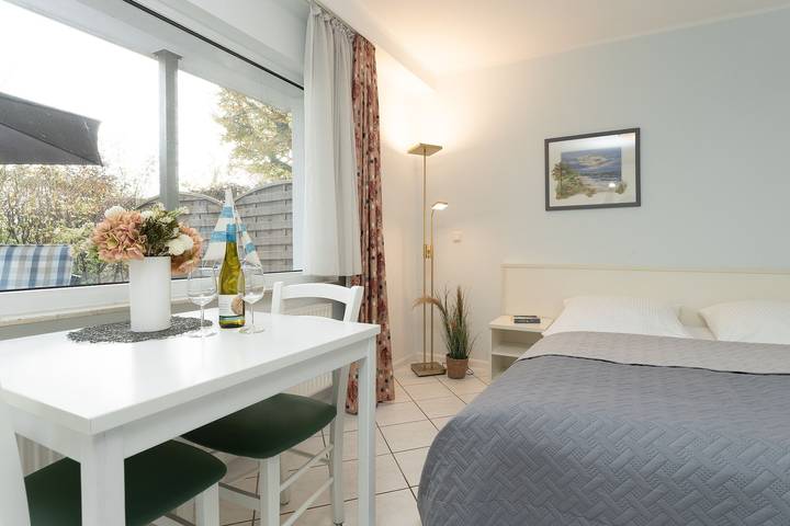 Ferienwohnung für 2 Personen, mit Terrasse, mit Haustier in Sierksdorf - 4