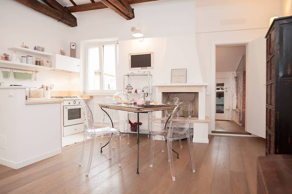 Entire apartment, White House in the historic center of Orvieto - parking included in Orvieto, Terni Province