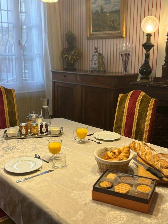 Double Room in Castelnaudary, Canal du Midi