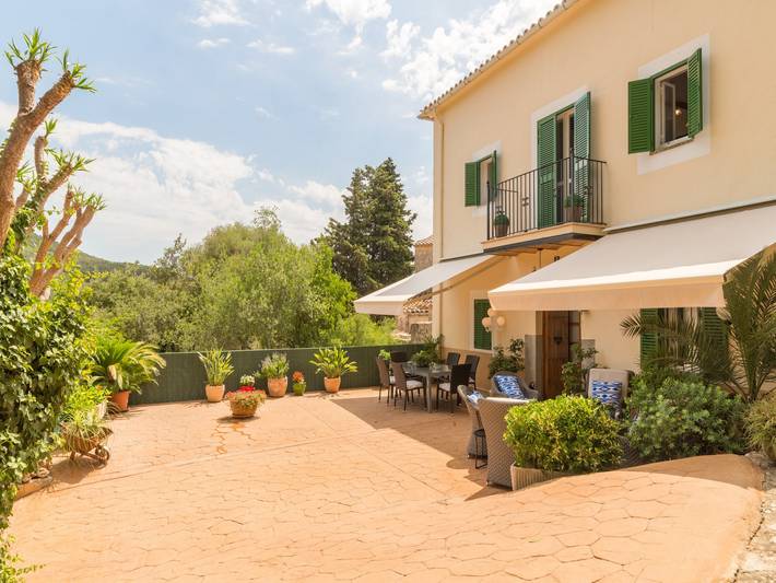 Finca für 6 Personen, mit Balkon und Terrasse sowie Garten und Pool in Esporles