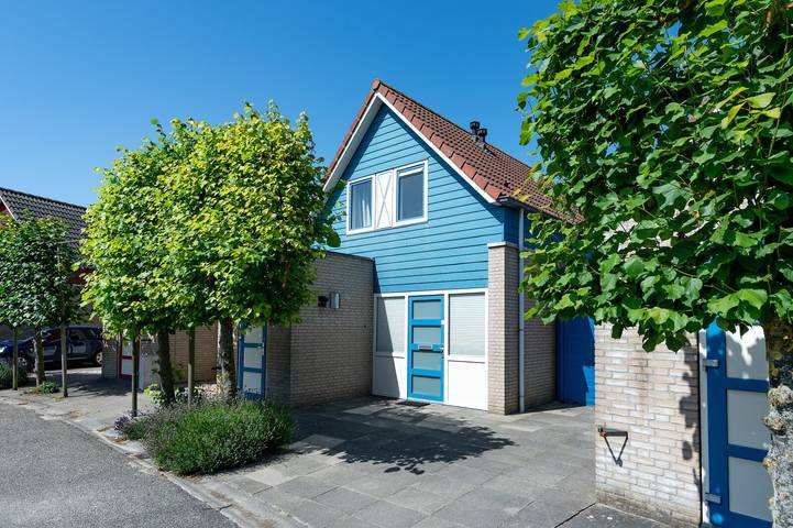 Ferienhaus für 5 Personen, mit Balkon/Terrasse und Terrasse sowie Sauna