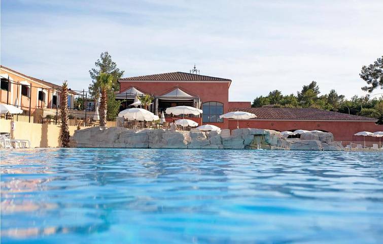 Gîte pour 4 personnes, avec jardin ainsi que piscine et balcon dans Domaine de Fayence - 2