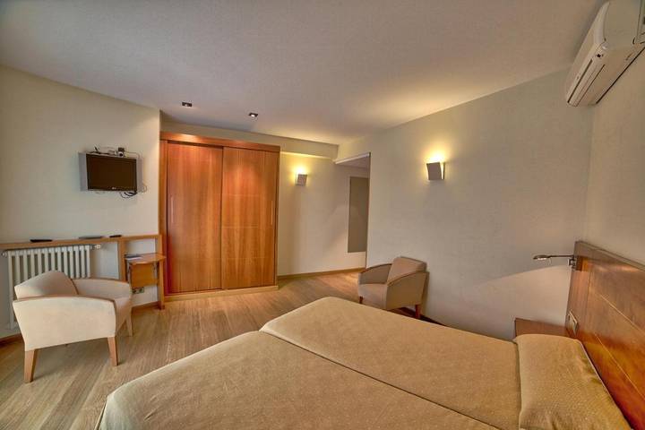 Maison d’hôte pour 2 personnes, avec jardin et vue à Saint-Jacques-de-Compostelle - 2