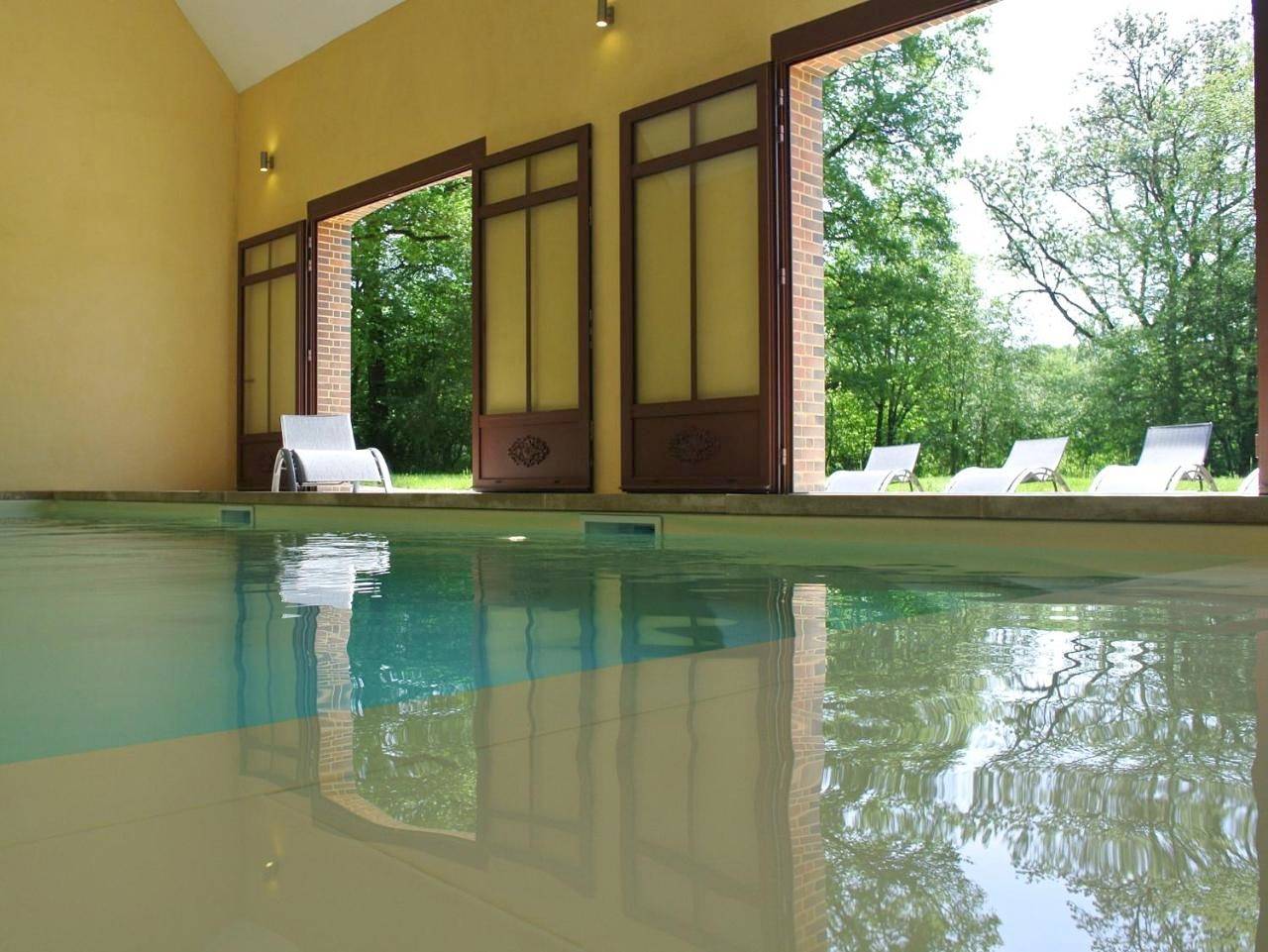 Single Room in Mézilles, Région d'Auxerre