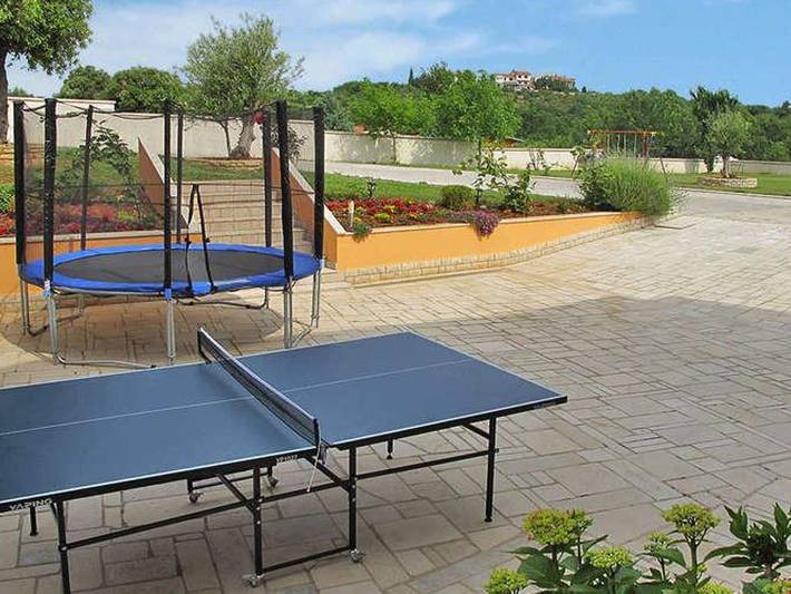 Camping für 6 Personen, mit Garten und Terrasse sowie Pool, mit Haustier in Medulin - 4