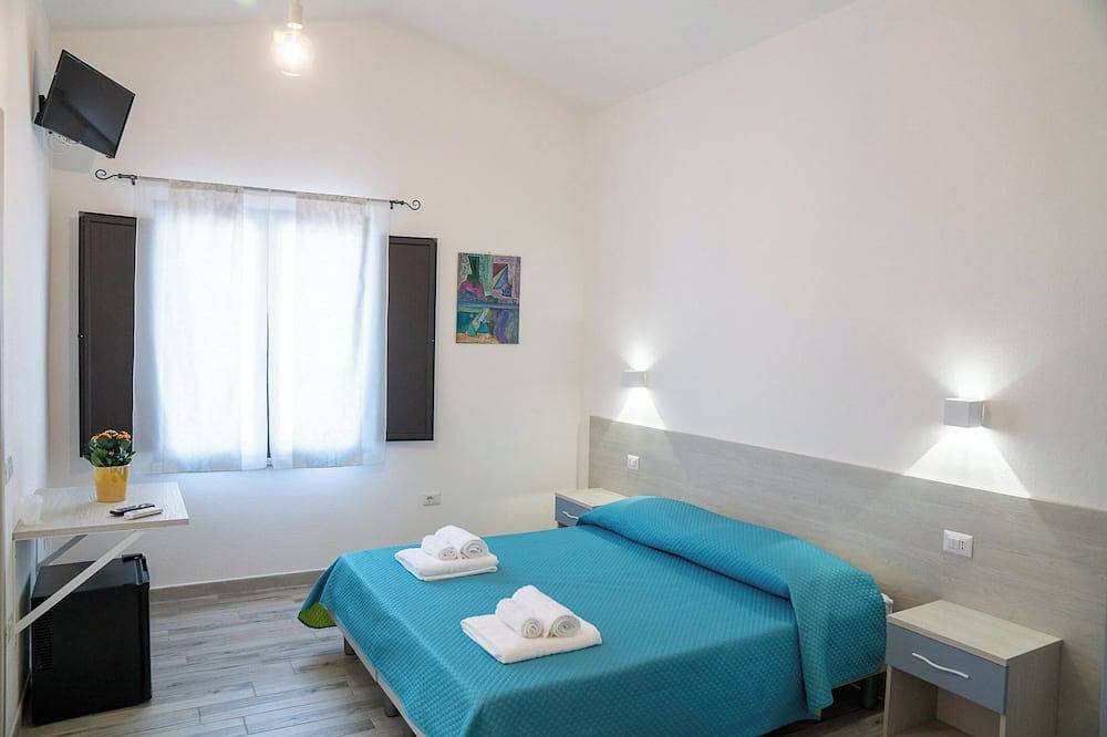 Lovely guesthouse 10 minutes from the beautiful beaches of the Gulf of Orosei in Irgoli, Barbagia