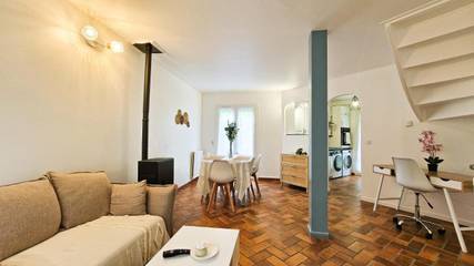 Location de vacances pour 12 personnes, avec jardin à Cergy