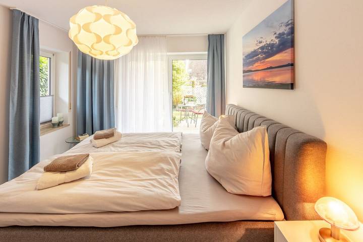 Ganze Wohnung, Charmante Ferienwohnung mit Garten in 5 min am See! in Hemmenhofen, Gaienhofen
